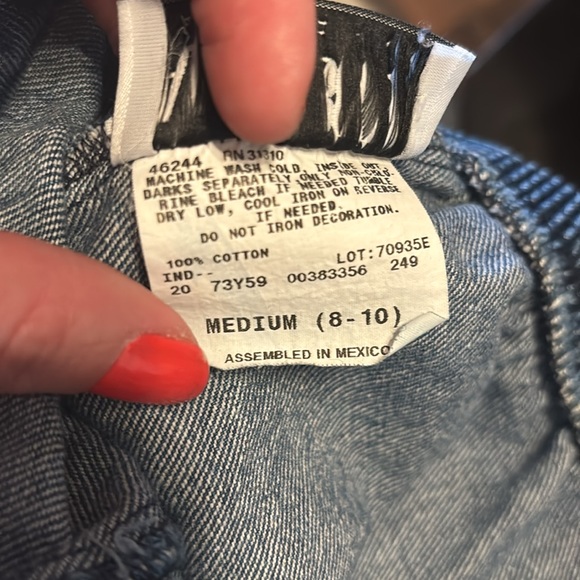 Amy Byer Jean skort size medium (8/10) - Picture 4 of 4